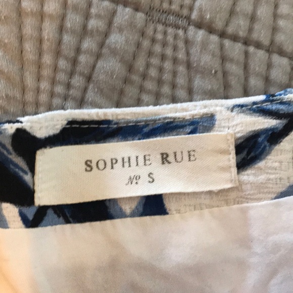 Floral shorts - Picture 3 of 3